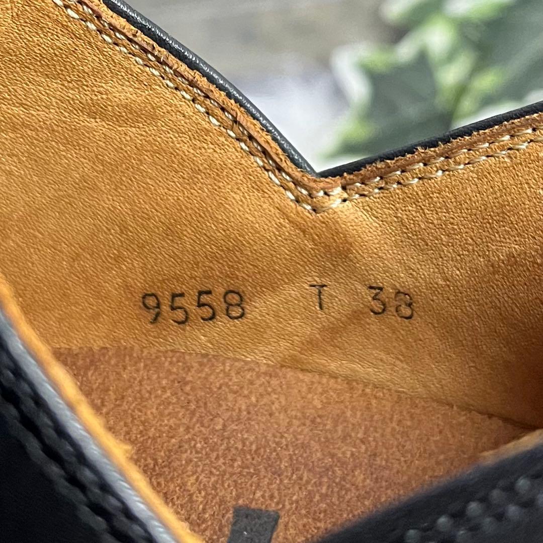 美品　トリッペン　ハーフェル レースアップシューズ　ブラック　レザー