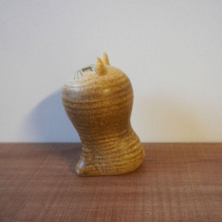 リサラーソン マヤ ブラウン