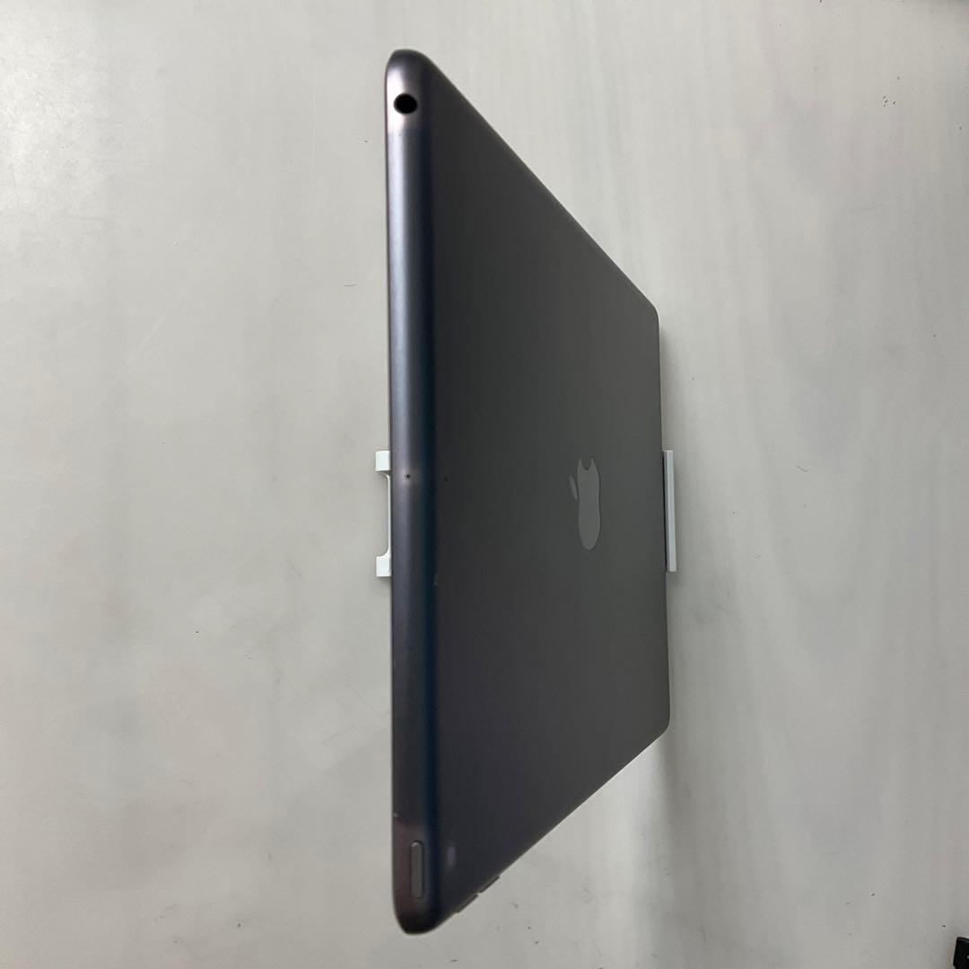 iPad 第7世代　32GB Wi-Fi 美品