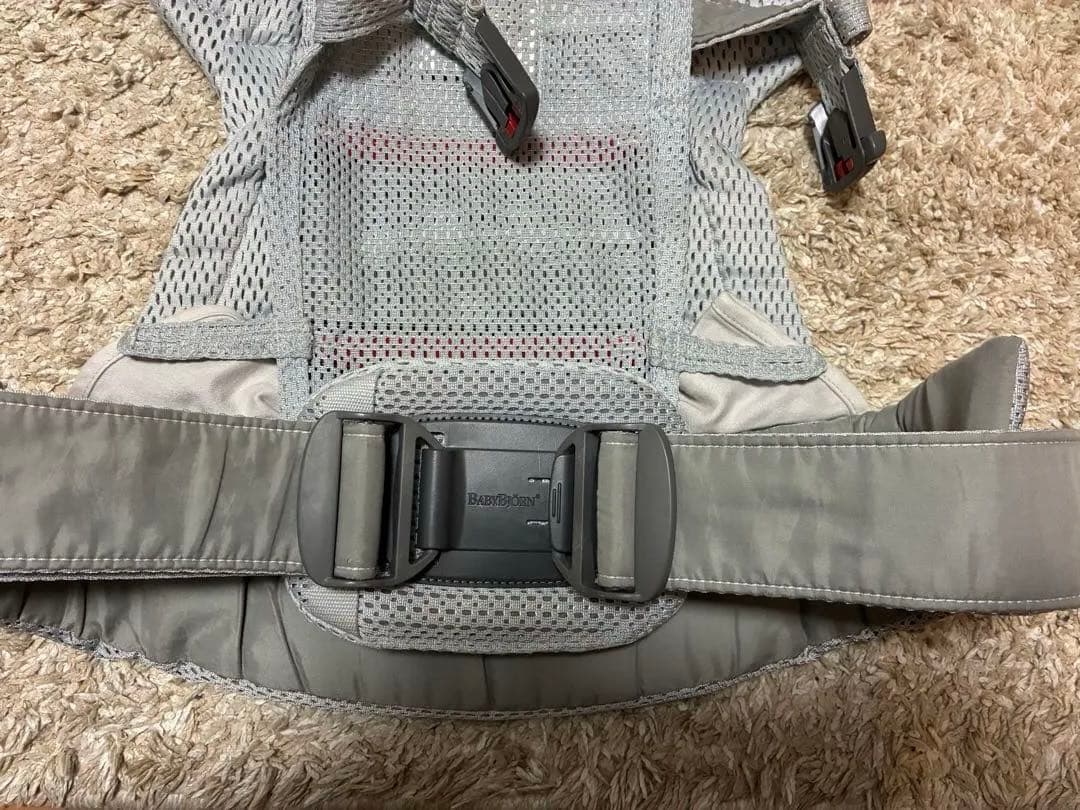✴︎BABYBJÖRN 抱っこ紐 ✴︎シルバー✴︎ベビービョルンハーモニー✴︎