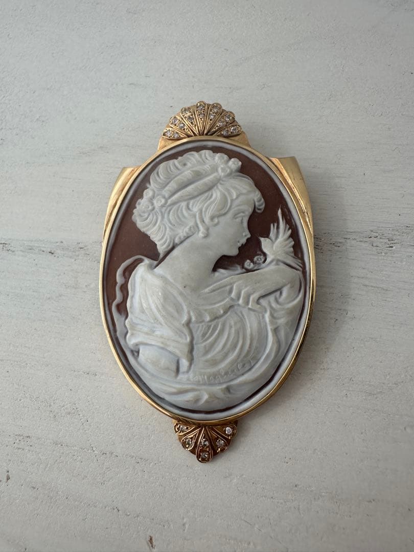 カメオブローチ　18K ダイヤ　刻印あり