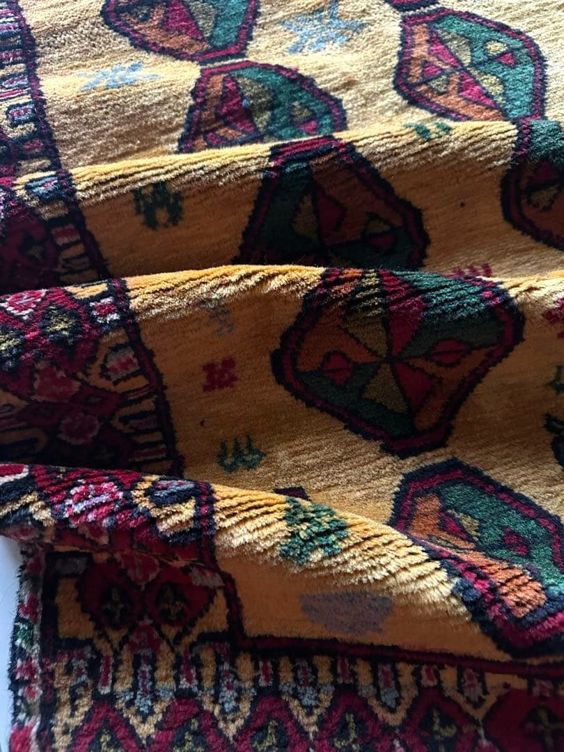 126×74 ヴィンテージラグ　手織ラグ　トライバルラグ