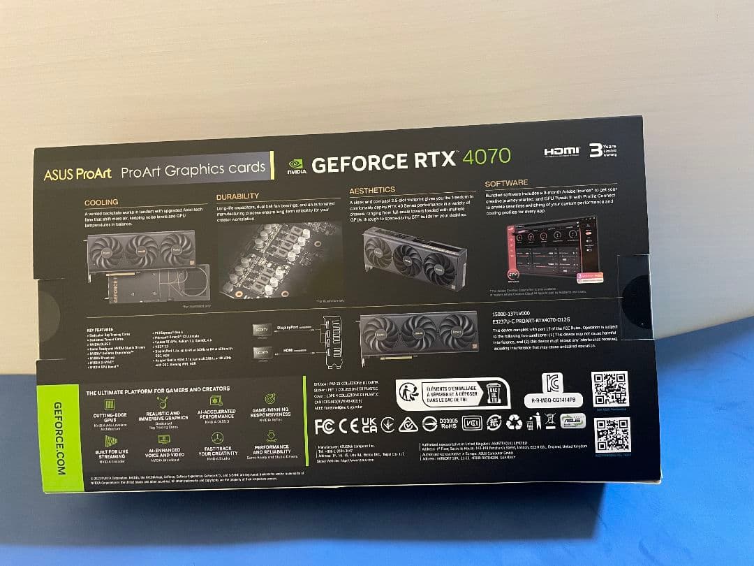 ASUS PROART RTX 4070 グラフィックボード