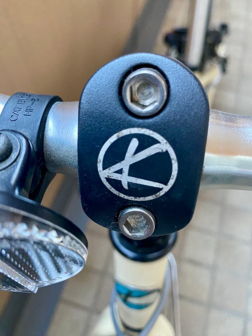 直接引き渡しコーダーブルーム　asson J20ホワイト。名古屋市栄