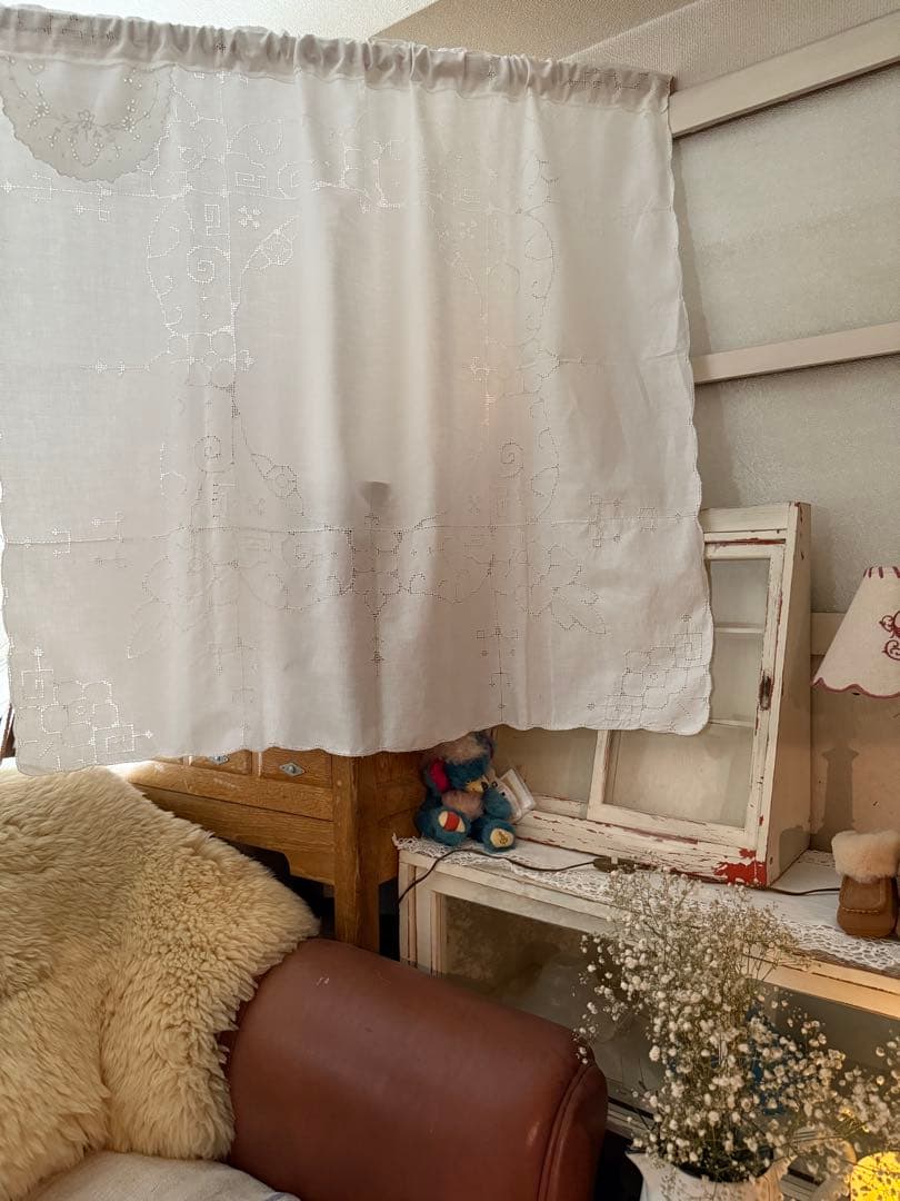 フランスアンティークஐ⋆*刺繍カーテンドイリー付き