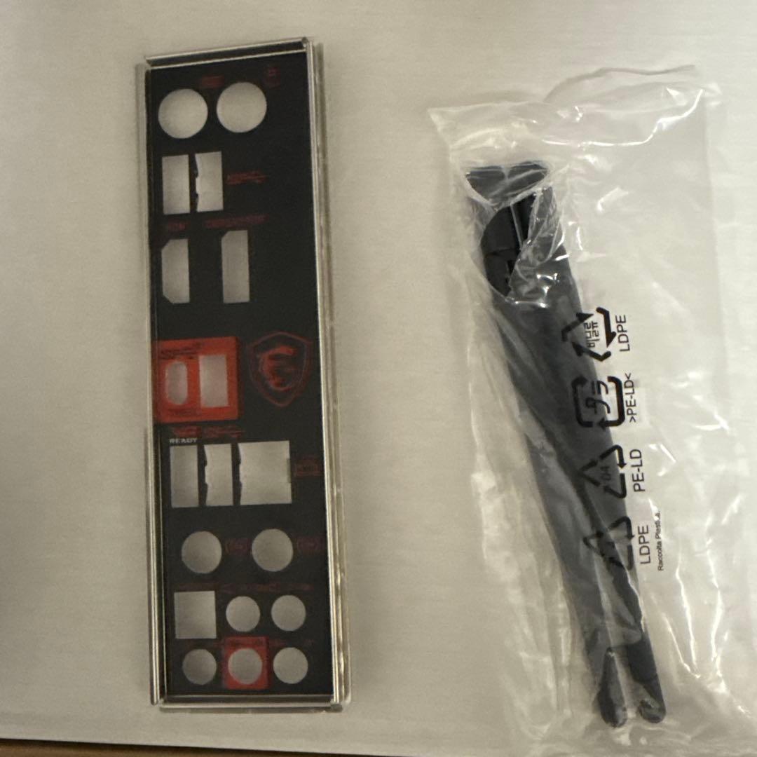 CPU MSI MPG Z390m + i9-9900KF + HyperX DDR4