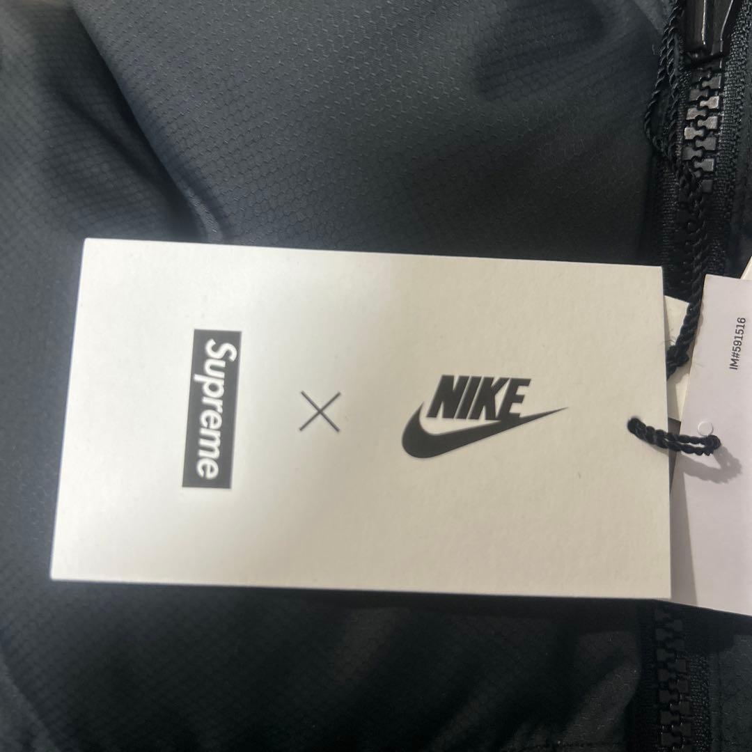 Supreme®/Nike® Reversible Puffy Jacket