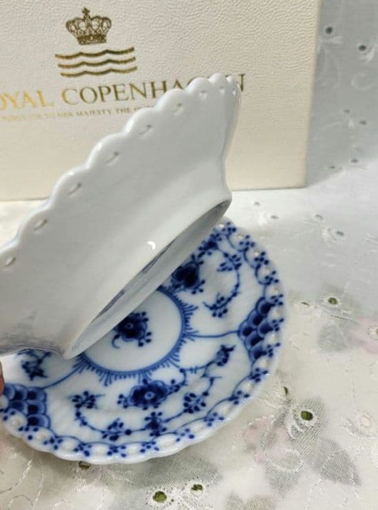 未使用✨レア✨ロイヤルコペンハーゲン ブルーフルーテッド フルレース 豆皿 小皿