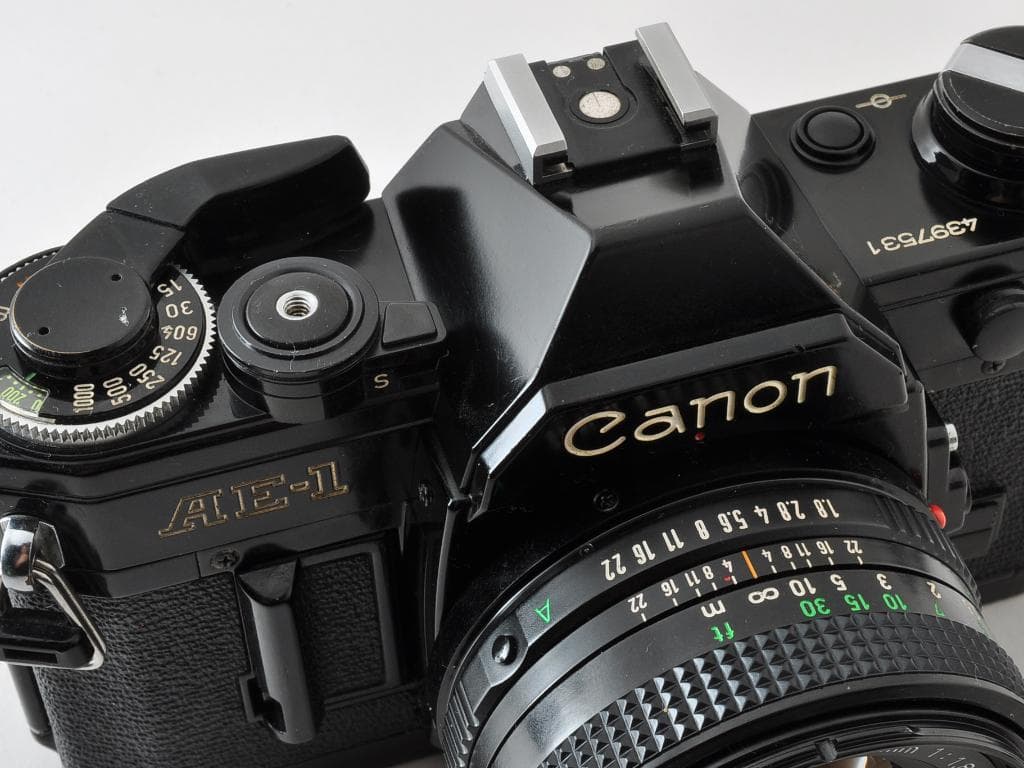 キヤノン AE-1 ブラック NEW FD 50mm f1.8《完動品》