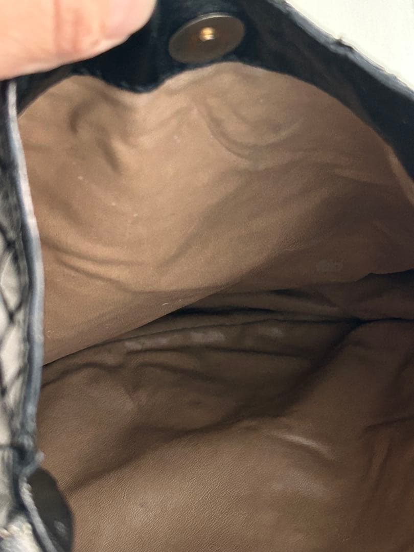 【難アリ】　BOTTEGA VENETA　ショルダーバッグ　斜めがけ　黒