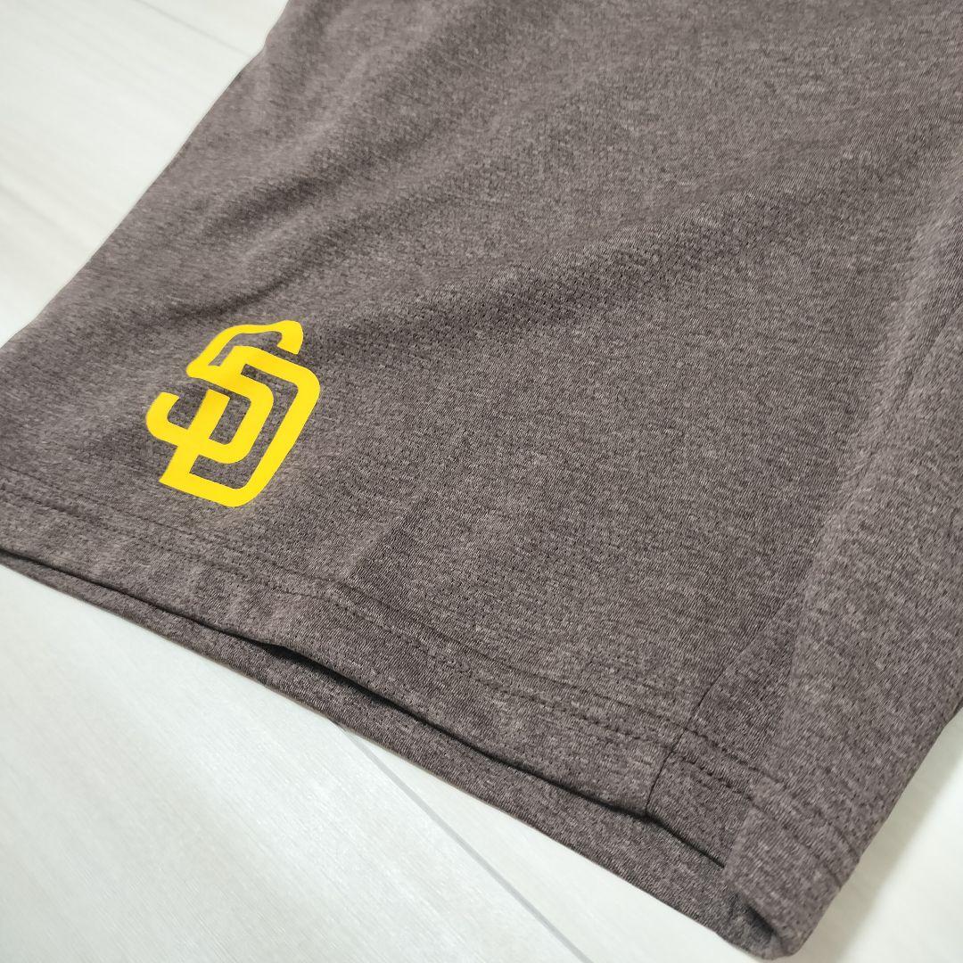 新品タグ付☆NIKE　サンディエゴ・パドレス　ショーツ　ブラウン　ハーフパンツ