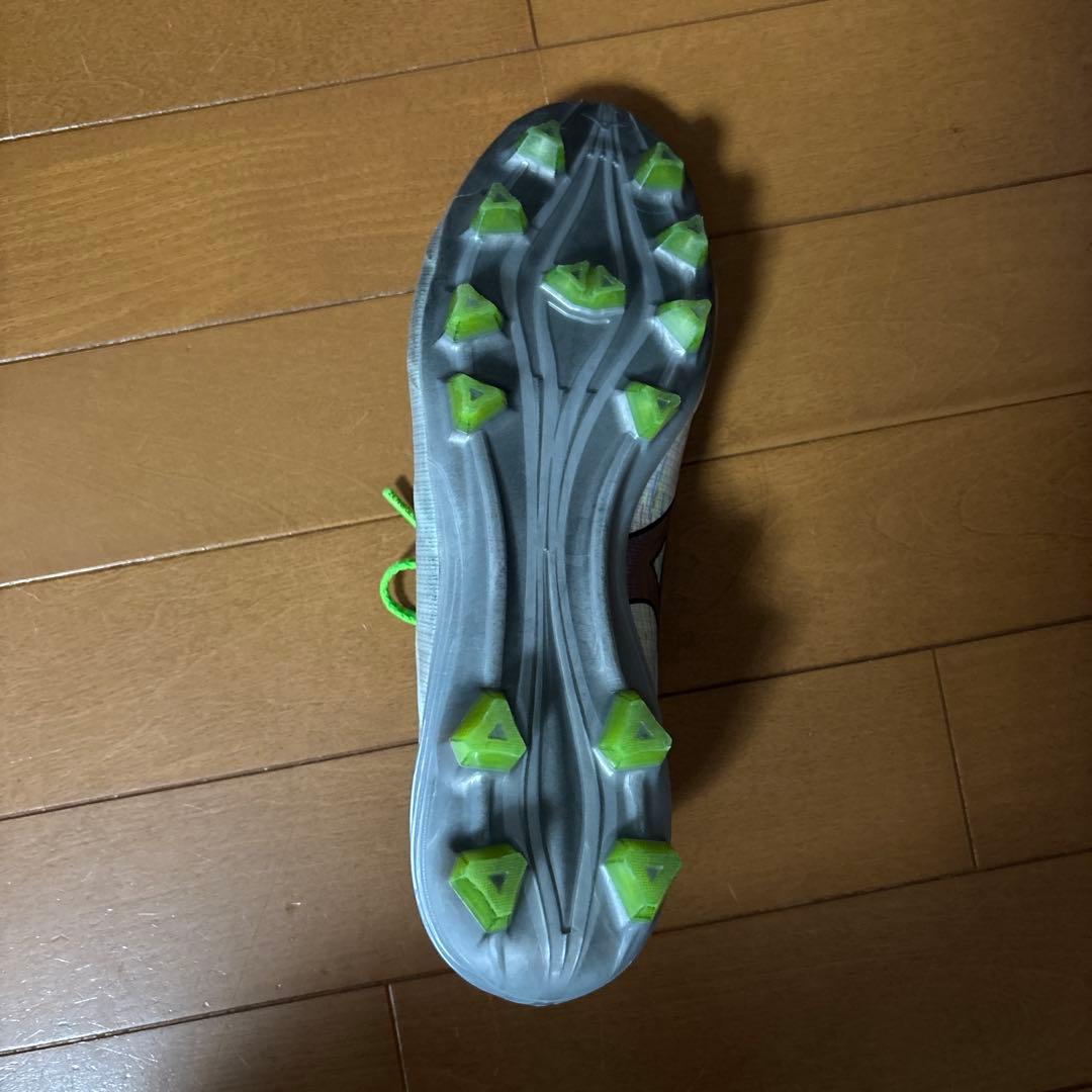 MIZUNOアルファ2PRO ホワイト×シルバーイリディセント 26.5センチ