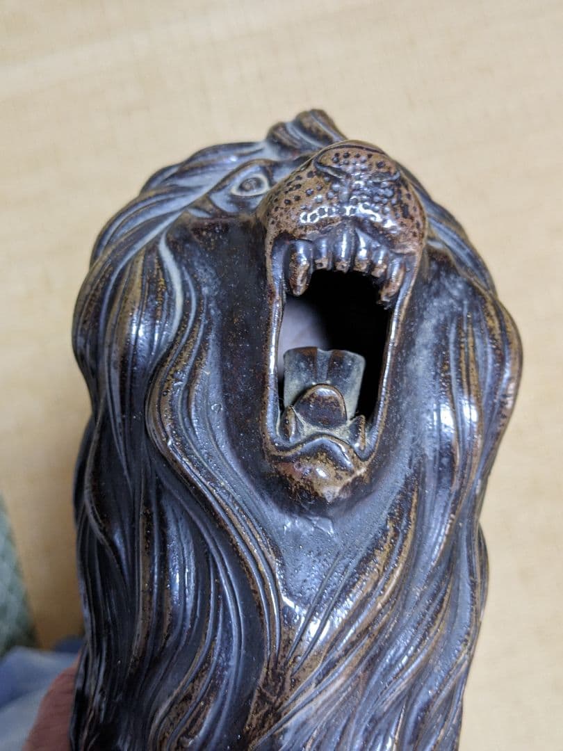 ♦陶磁器 風水獅子 ライオン置物 富 金運 財運 縁起物飾り 国内作家物 骨董品