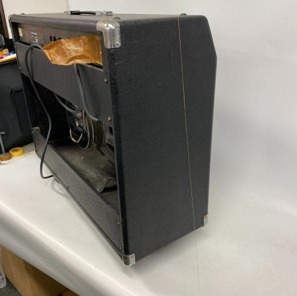 YAMAHA ヤマハ J-125 ギターアンプ.