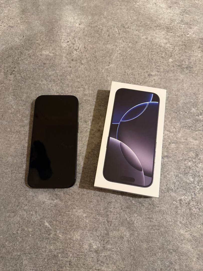 iPhone16pro ブラック 256g simフリー 1年未満 美品