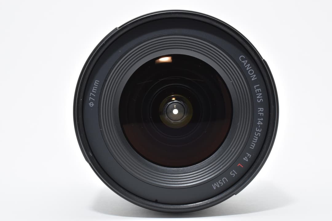 ■ほぼ新品■ キヤノン RF14-35mm F4 L IS USM #C700