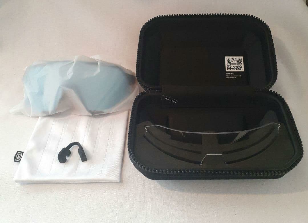 100% S3 ブラック ブルーミラーレンズ ワンハンドレッド サングラス