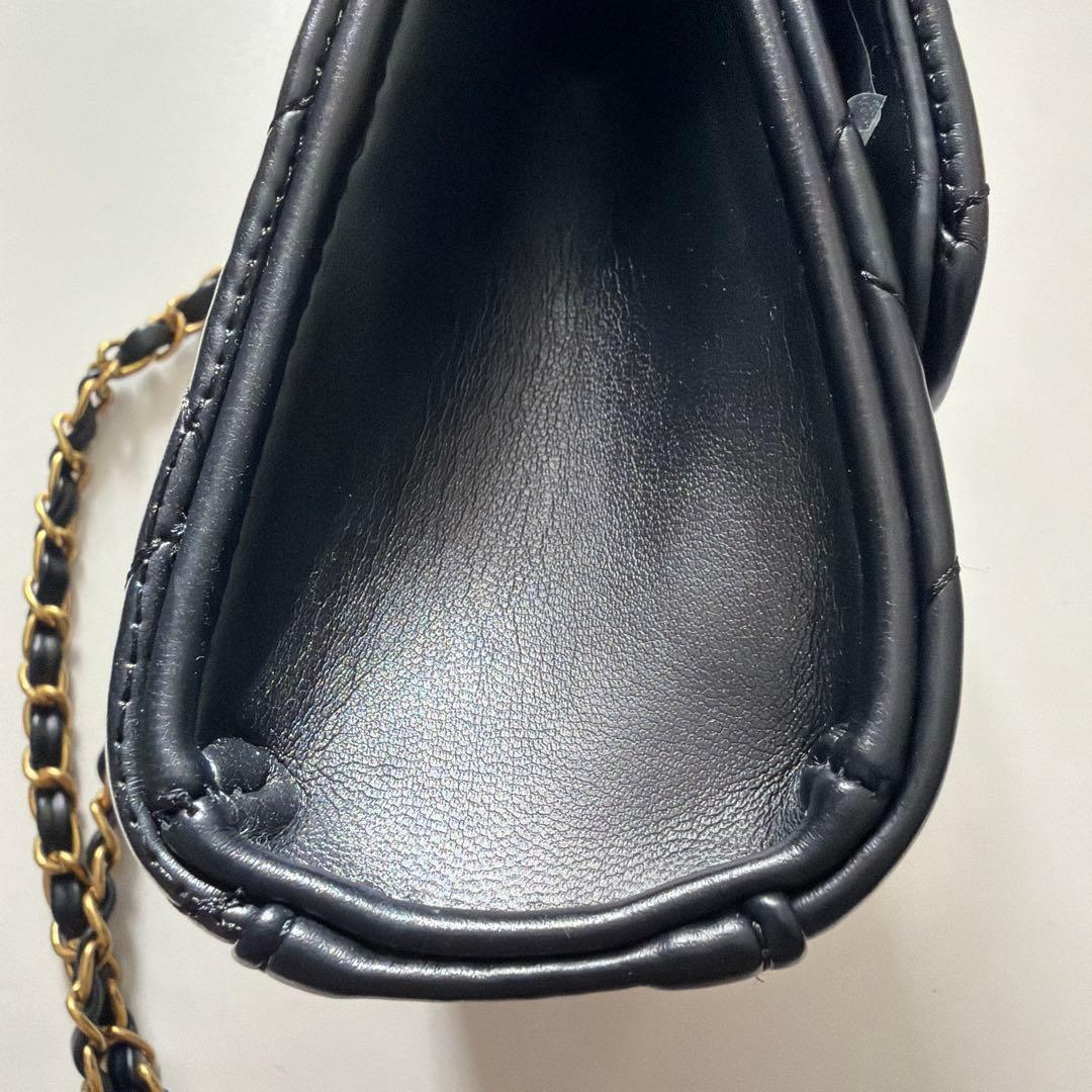 CHANEL チェーン付き ノベルティ ショルダーバッグ