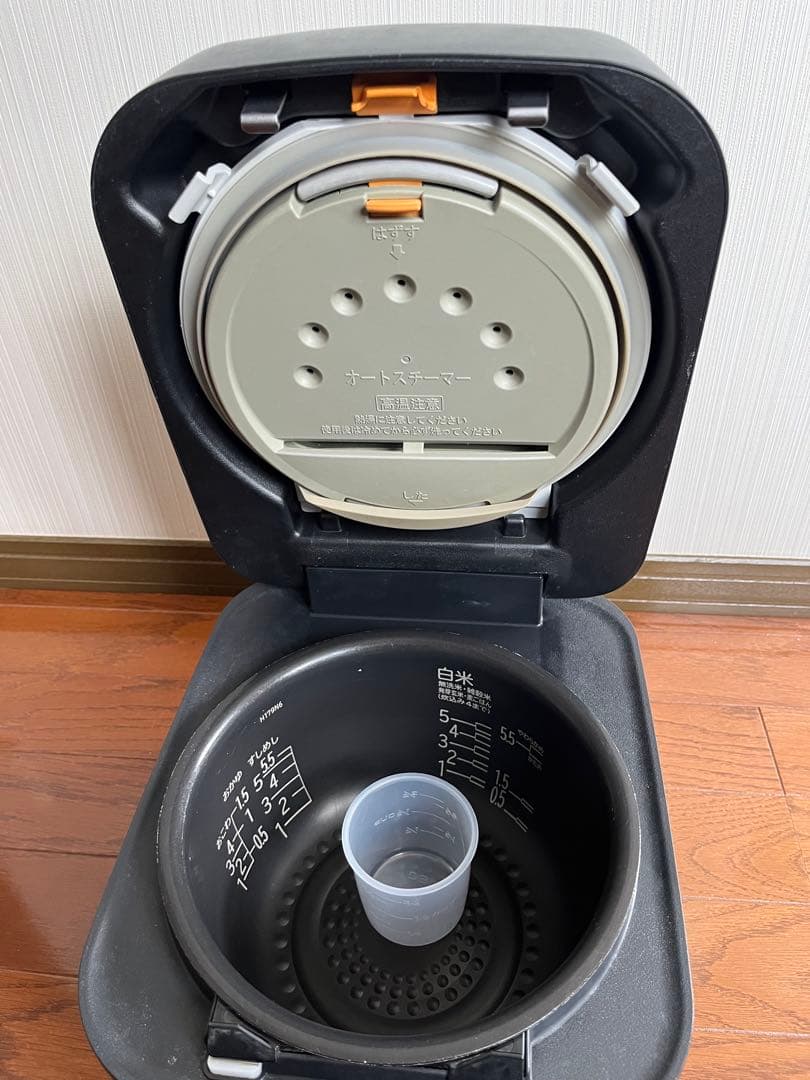 タイムセール　値引HITACHI IH炊飯器 マットブラック　RZ-V100FM