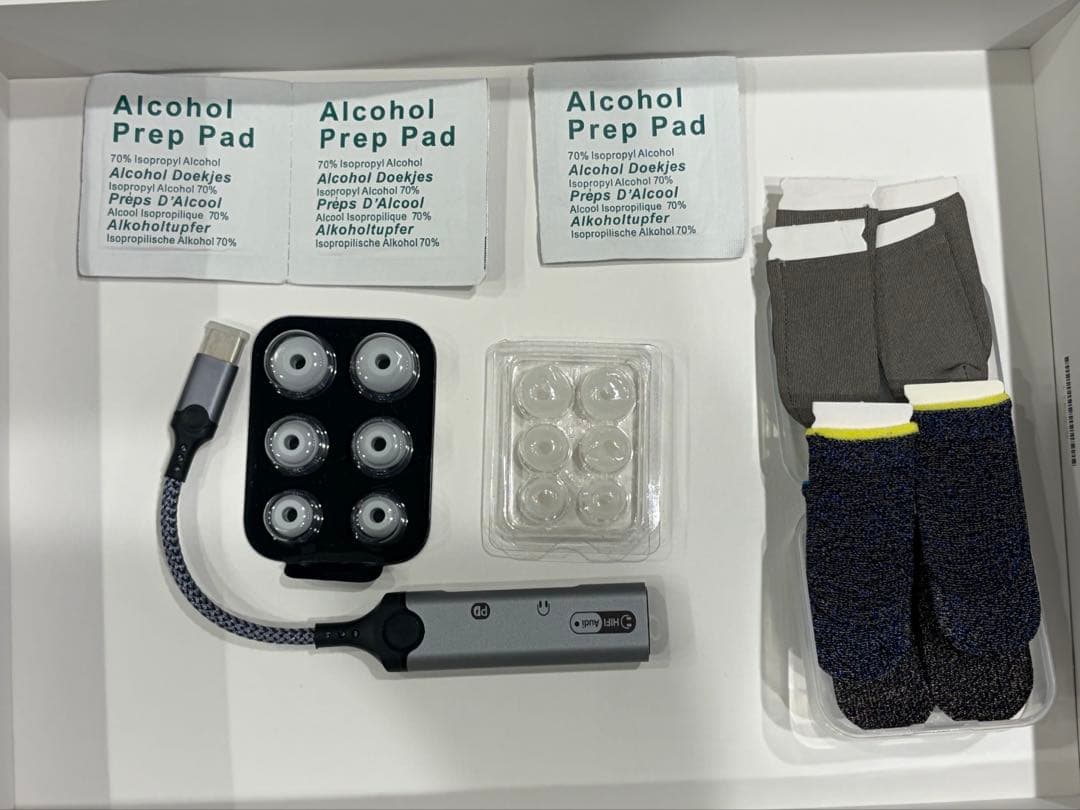 iPad Air（第5世代） スペースグレー 本体　（＋ ケースカバー等）