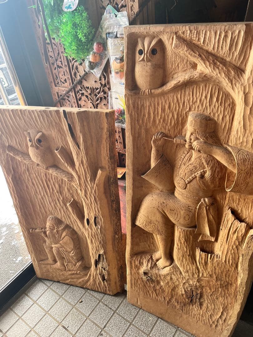 アイヌ木彫り壁掛け、 一枚板特大木彫り アイヌ彫刻壁画 、アイヌ特大126センチ