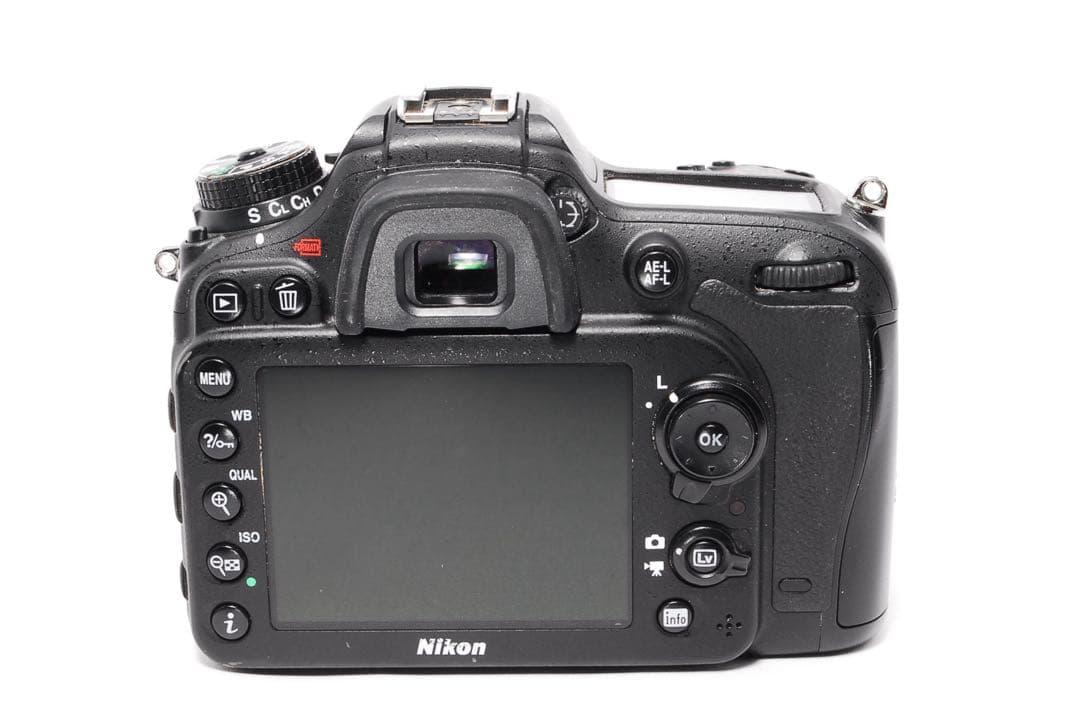まだまだ使える◆Nikon D7100◆高性能◆ハイアマチュア機◆一眼レフカメラ