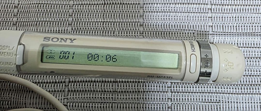 SONY　ソニー　CDWALKMAN D-NE730リモコン RM-MC53EL