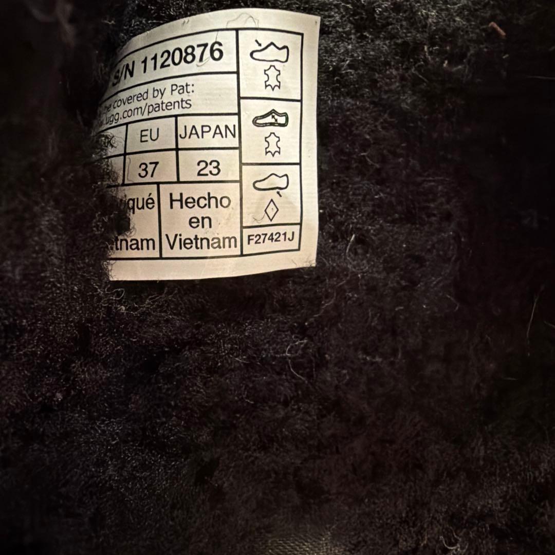 UGG オー フラッフィータ OH FLUFFITA サンダル　ボア　ブラック