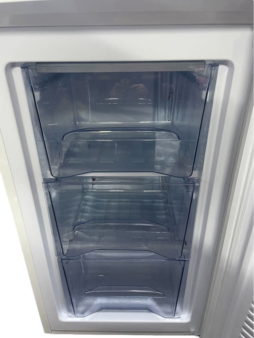 アイリスオーヤマ冷凍庫　60L IRIS IUSD-6B-W