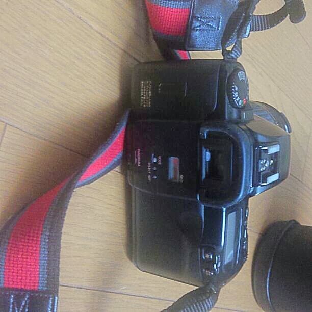 値下げしました。　キャノン　EOSキッス　一眼レフカメラ