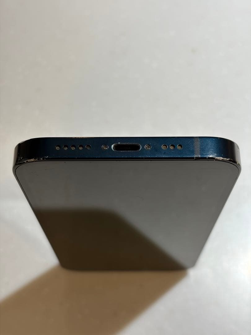 【ワヒュ D. エコ】Apple iPhone 13 256GB ブルー