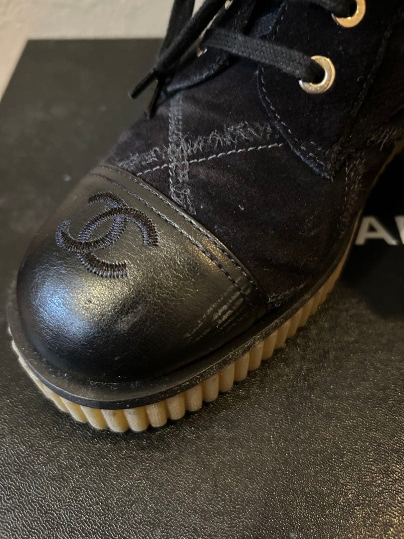 Chanel レースアップブーツ　36サイズ