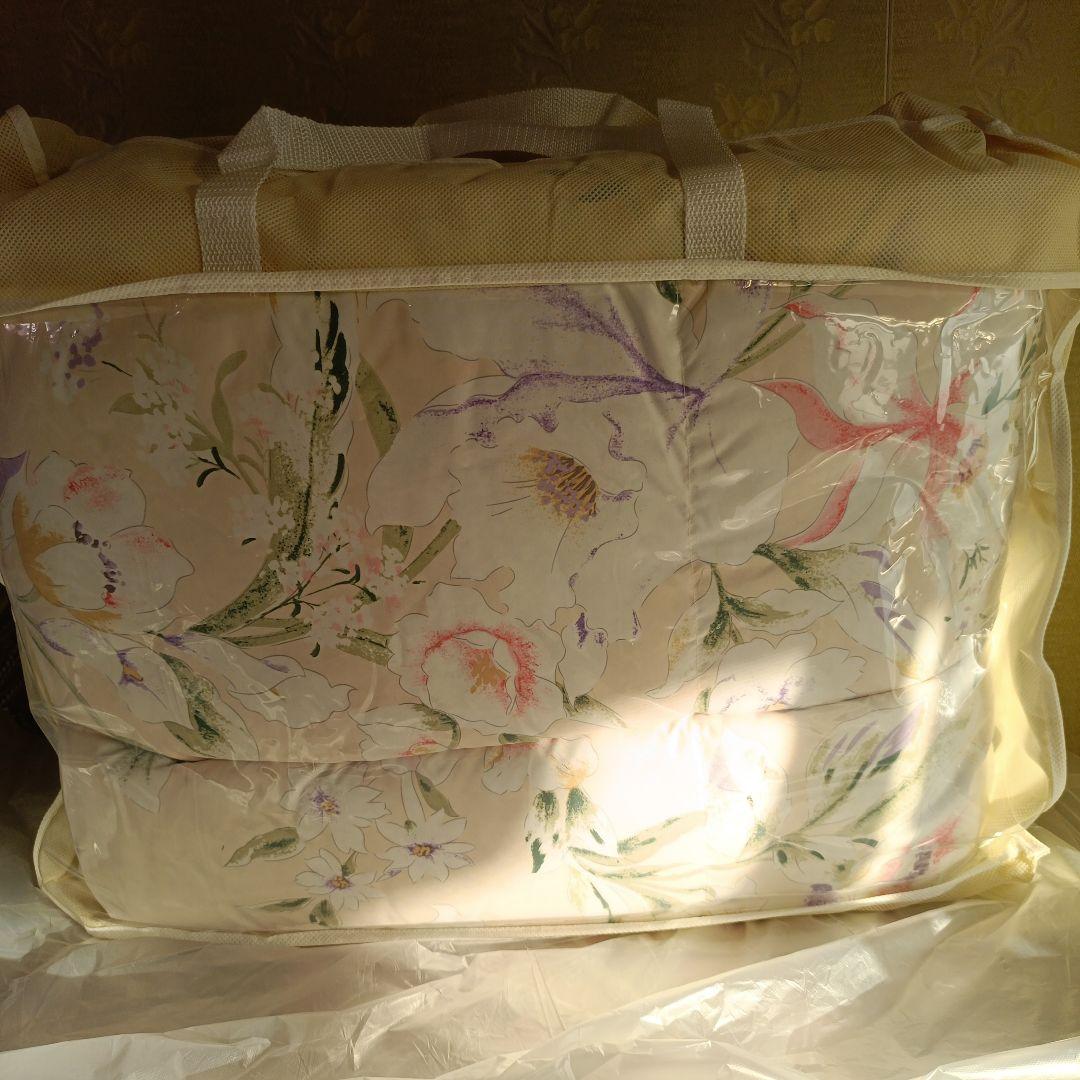 東洋紡　TOYOBO ニューメタイプ羽根布団 150x210cm