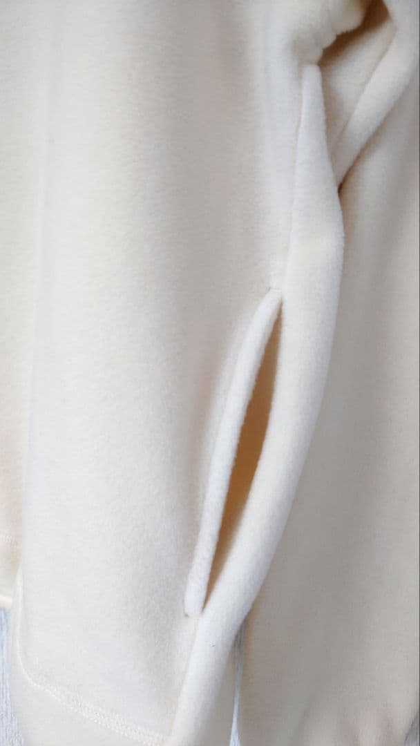 conte フリースジッププルオーバー☆ホワイト今季