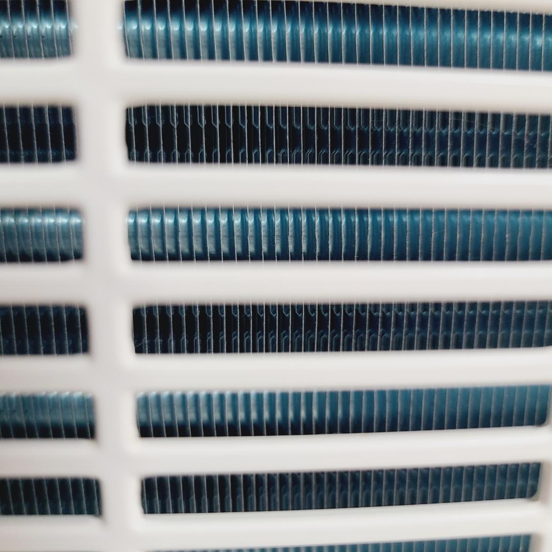 【美品】アイリスオーヤマ 衣類乾燥除湿機 IJC-H140