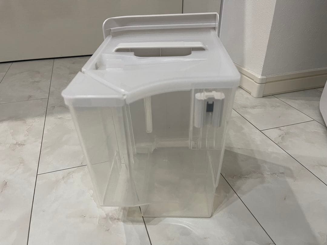 SHARP 衣類乾燥除湿機　CV-R180-W 2025年製