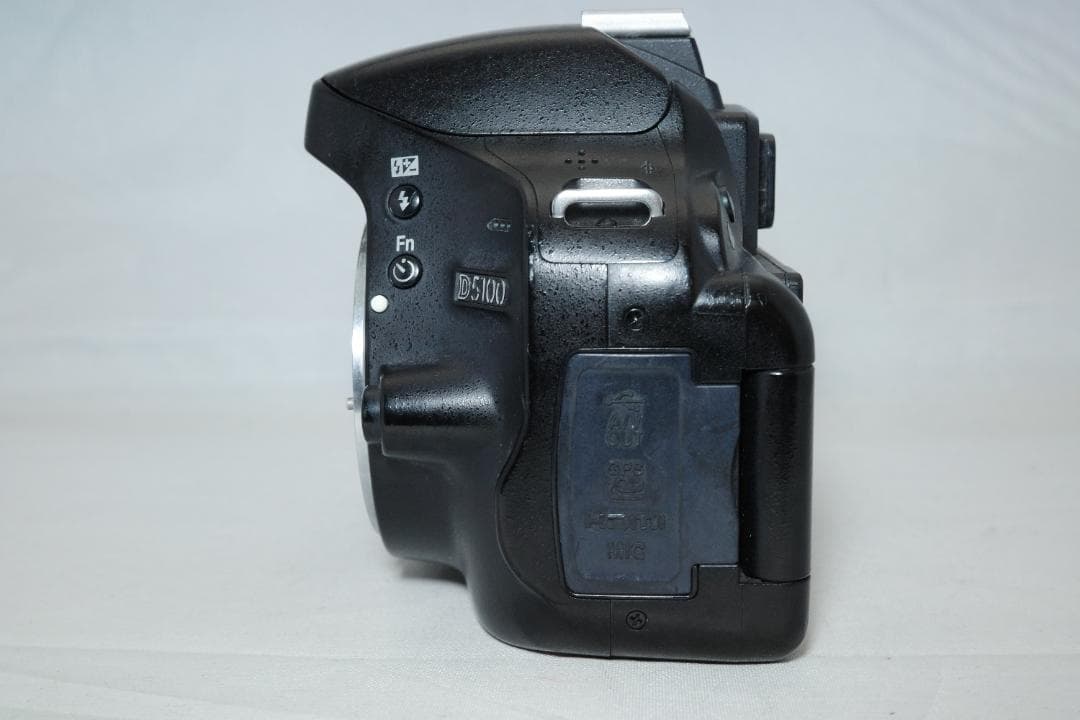 【並品】Nikon ニコン D5100 ボディ