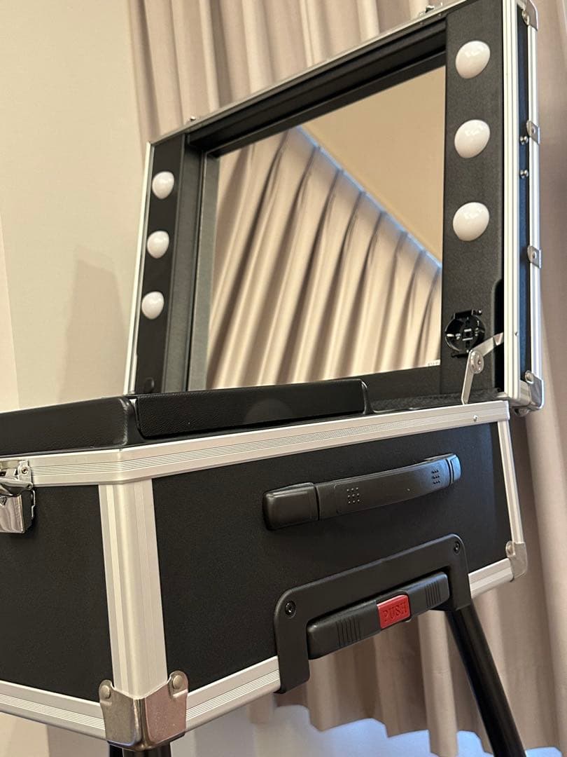 VT101 LED ドレッサー