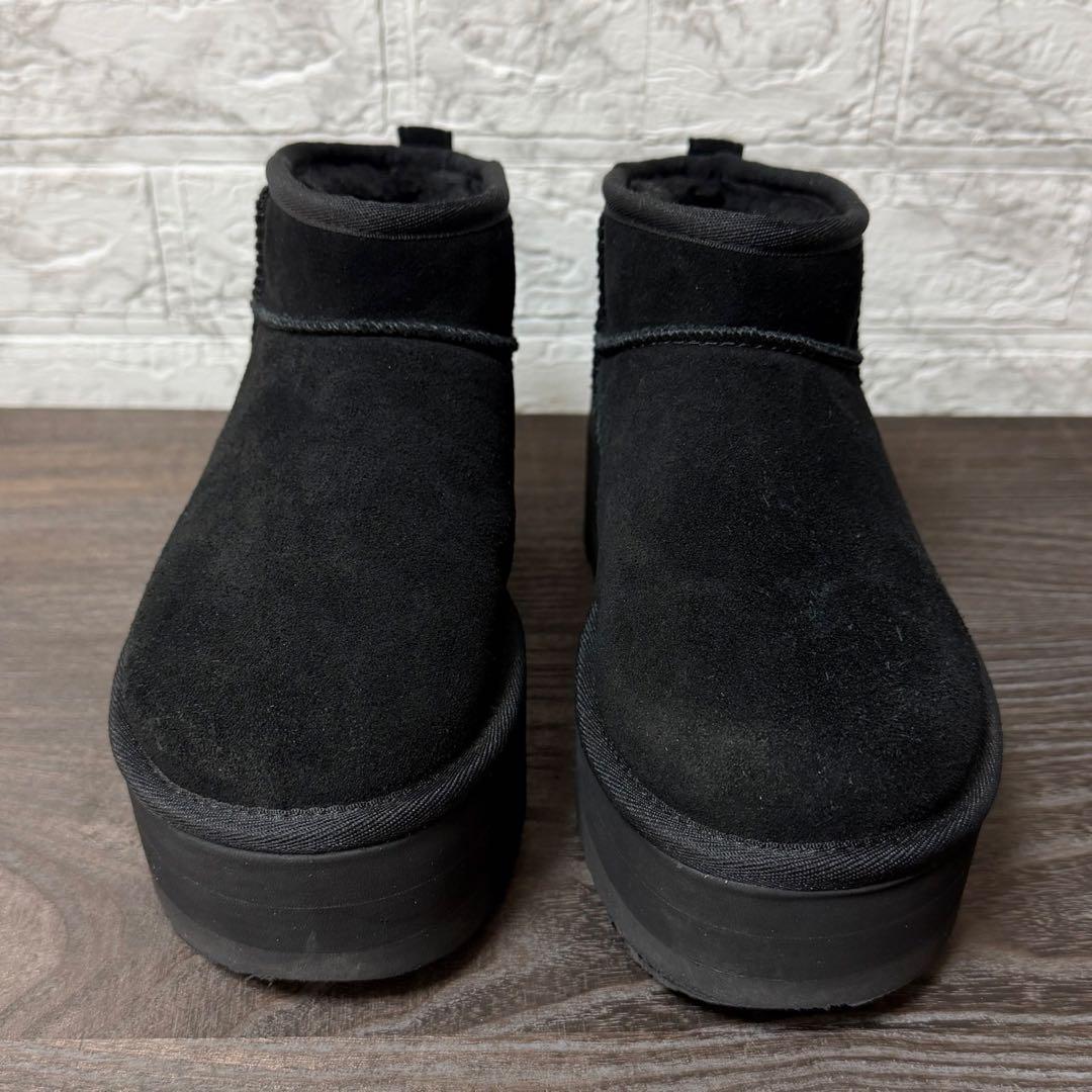 UGG クラシックウルトラミニプラットフォーム 黒 24cm