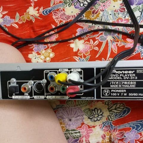 DVD プレーヤー