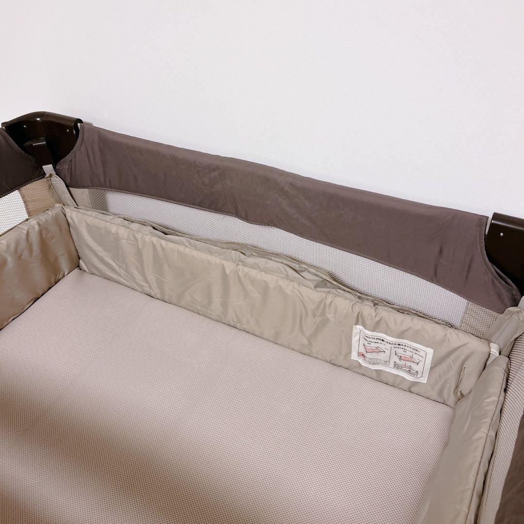 美品 ココネルエアー ココアブラウン Aprica ベビーベッド アップリカ