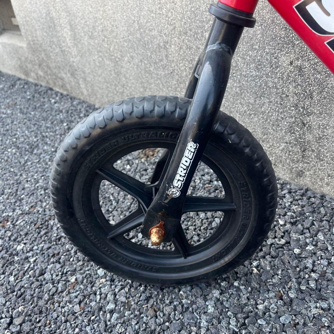 人気　ストライダー　日本正規品　スポーツモデル　STRIDER12　キッズバイク