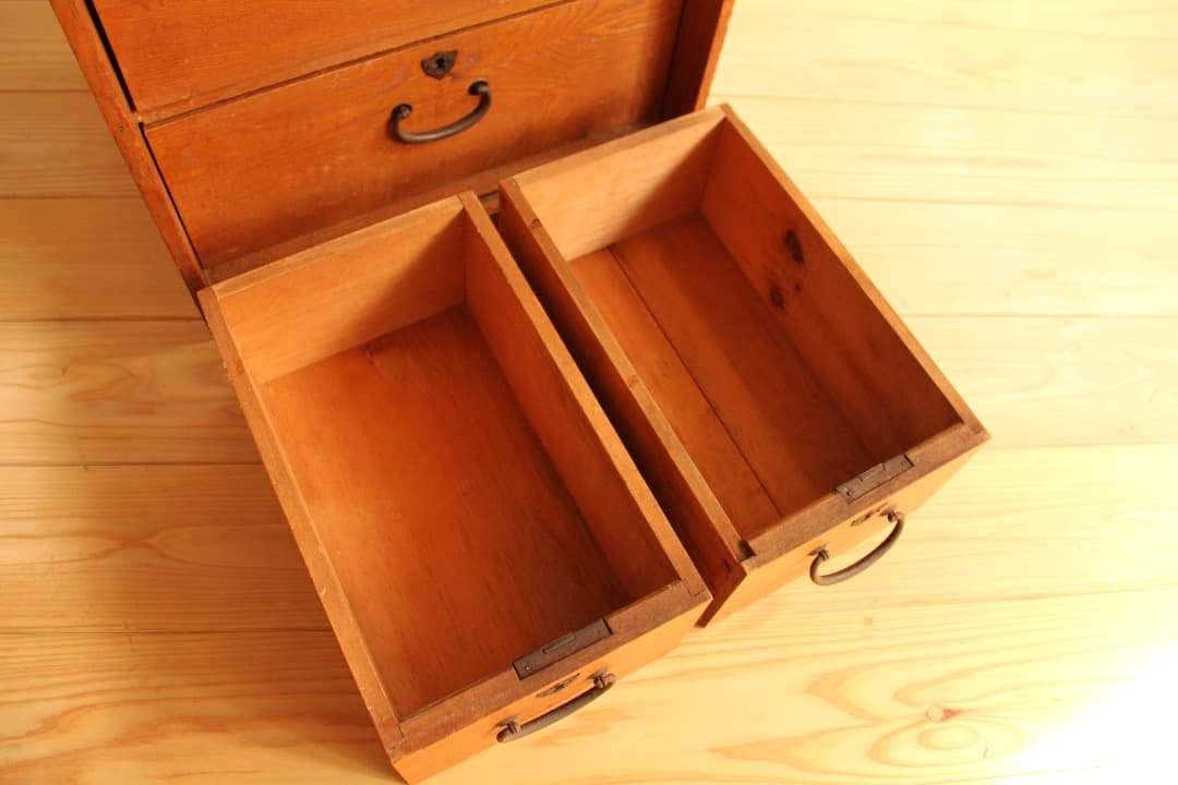 引き出し棚　収納棚　木棚　古道具　古家具　ビンテージ　アンティーク