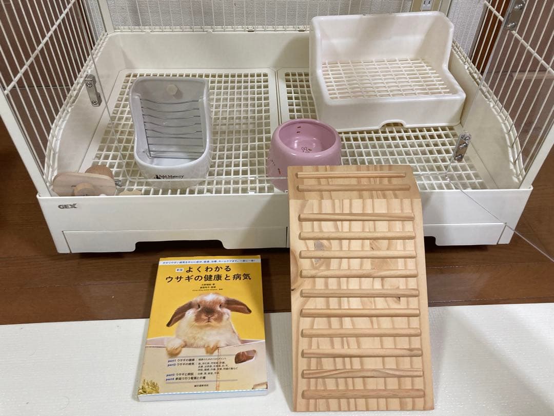 うさぎ　GEX クリアフロント　ケージ　使用品 　餌皿他
