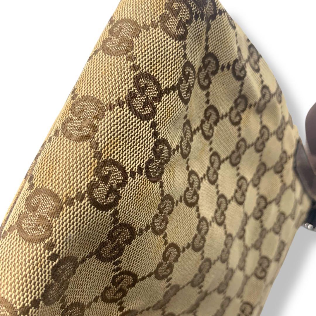 Gucci GG柄　ショルダーバッグ　キャンバス　レザー