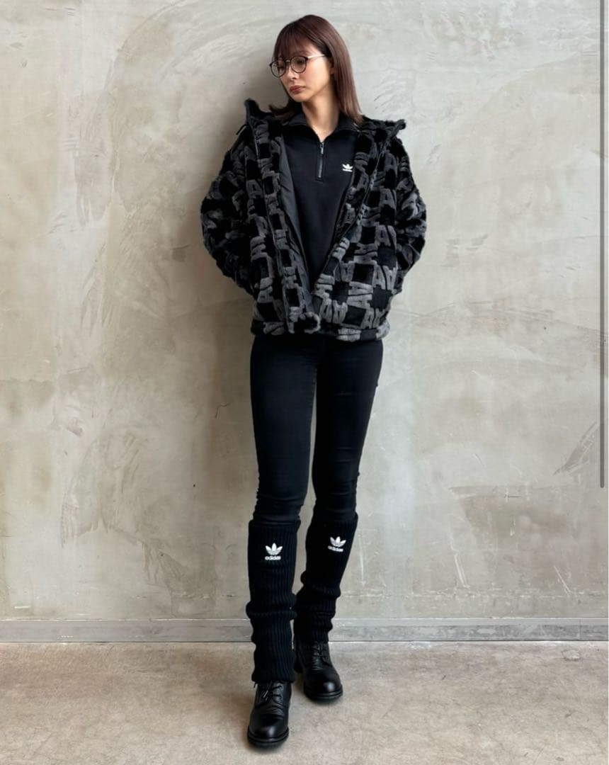 新品　adidas originalsレッグウォーマー　ブラック　IY4104