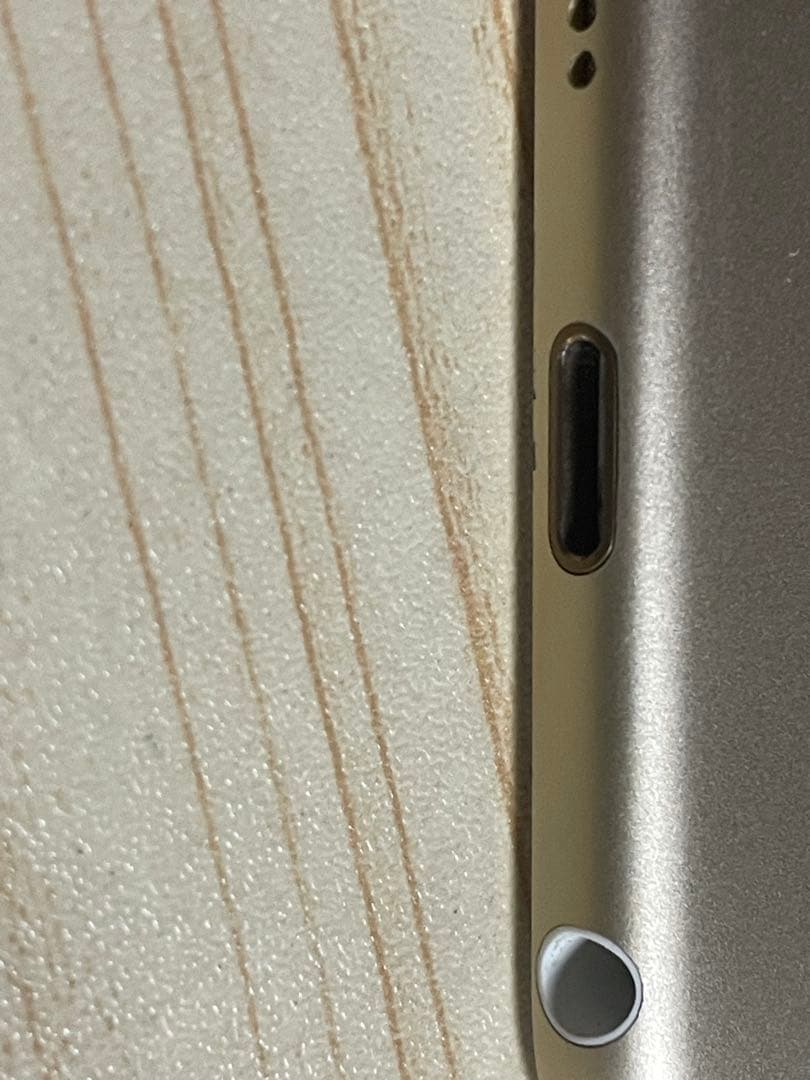 iPod touch 第7世代 128GB ゴールド MVJ22J/A