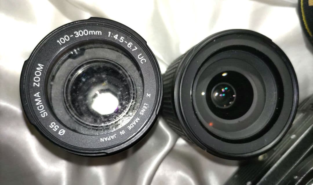 Nikon D70 デジタル一眼レフカメラ ニコン レンズ2本付