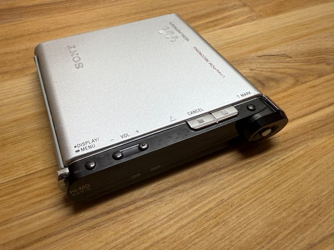【希少・美品】SONY ソニー Hi-MD ウォークマン MZ-RH1　シルバー