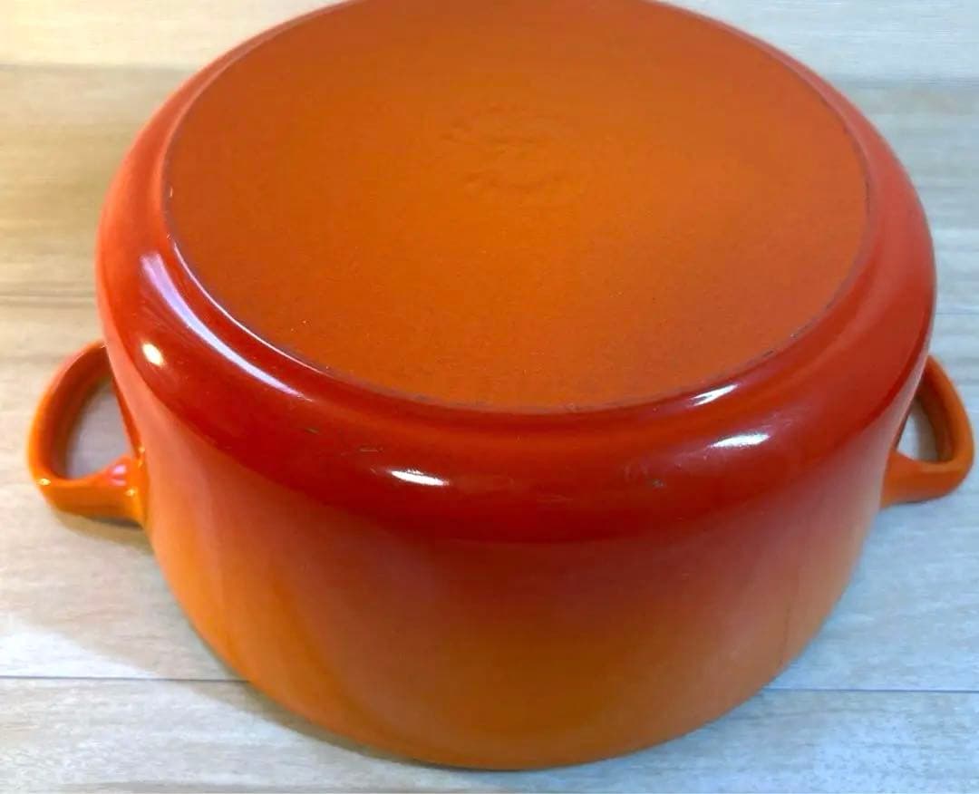 LE CREUSET ココットロンド　 両手鍋 オレンジ　22センチ